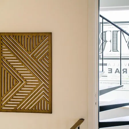 Rae * אוסטנדה